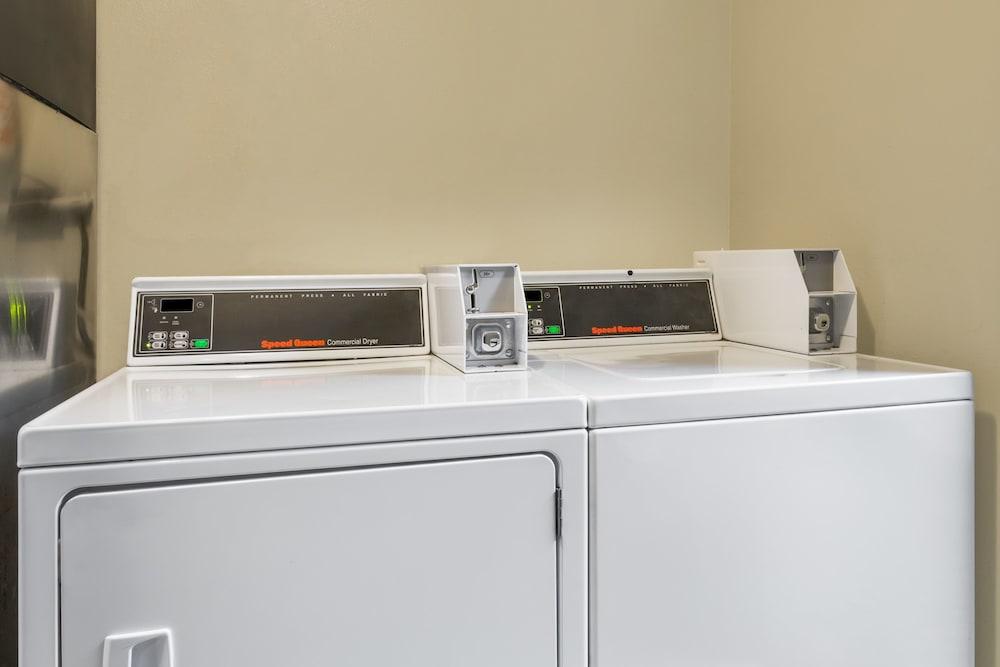 Midtown Inn & Suites Albuquerque Extérieur photo