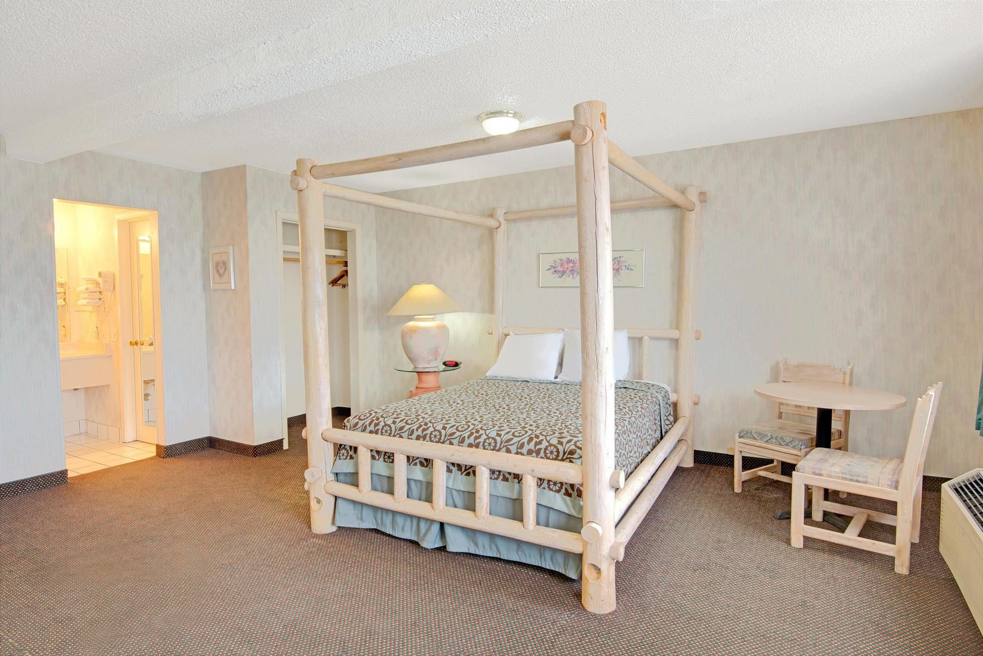 Midtown Inn & Suites Albuquerque Extérieur photo
